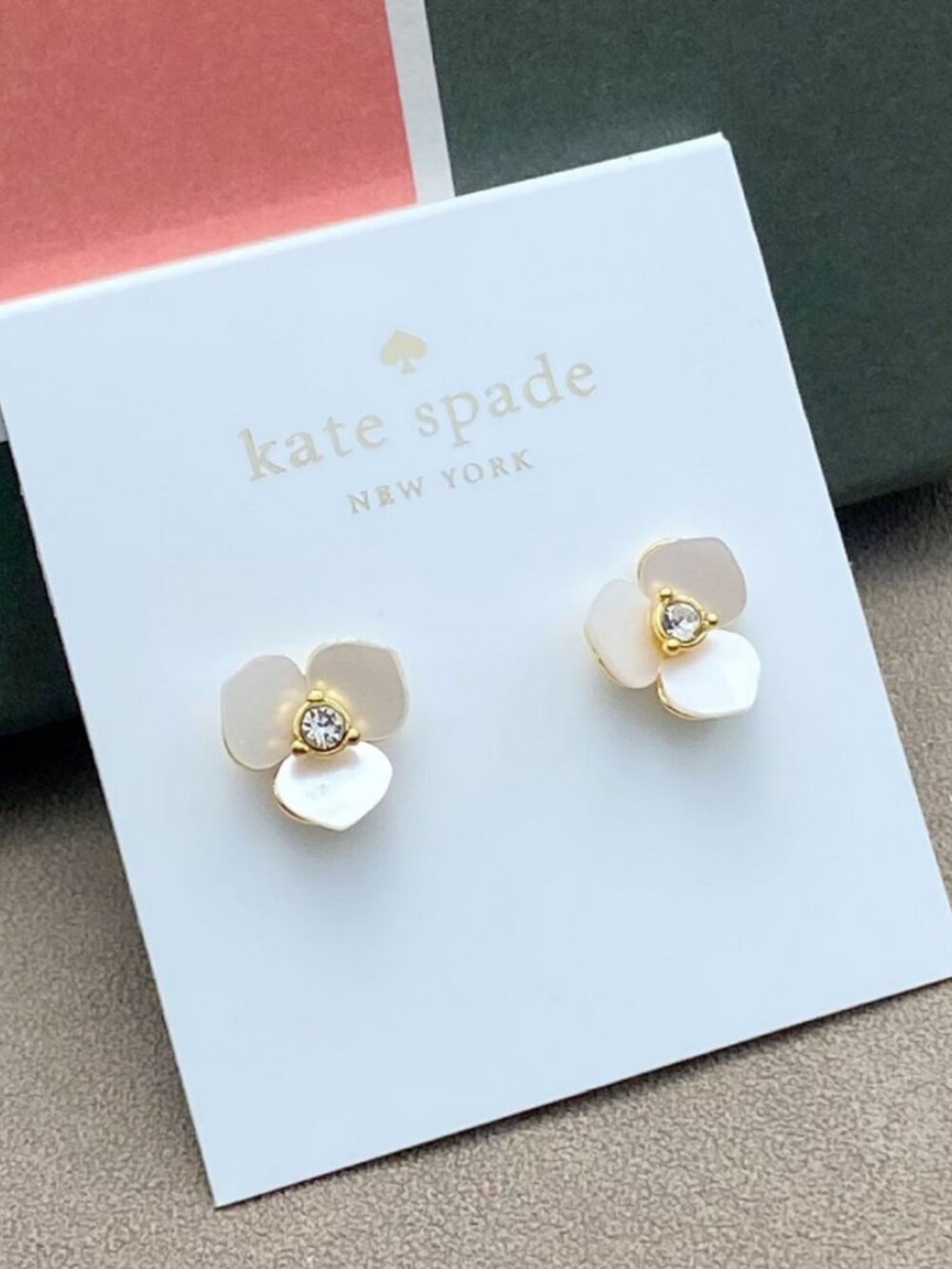 Kate Spade Mother of Pearl Flower Pearl Drop Stud Earrings Gold Floral Earrings - Picture 2 of 3